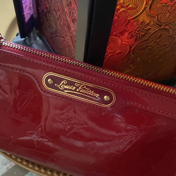 Authentic Louis Vuitton Cherry Red Pochette 🍒 - Picture 2 of 4